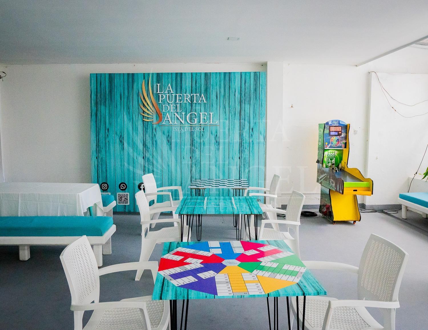 Hotel La Puerta Del Angel Isla Girardot Exterior foto